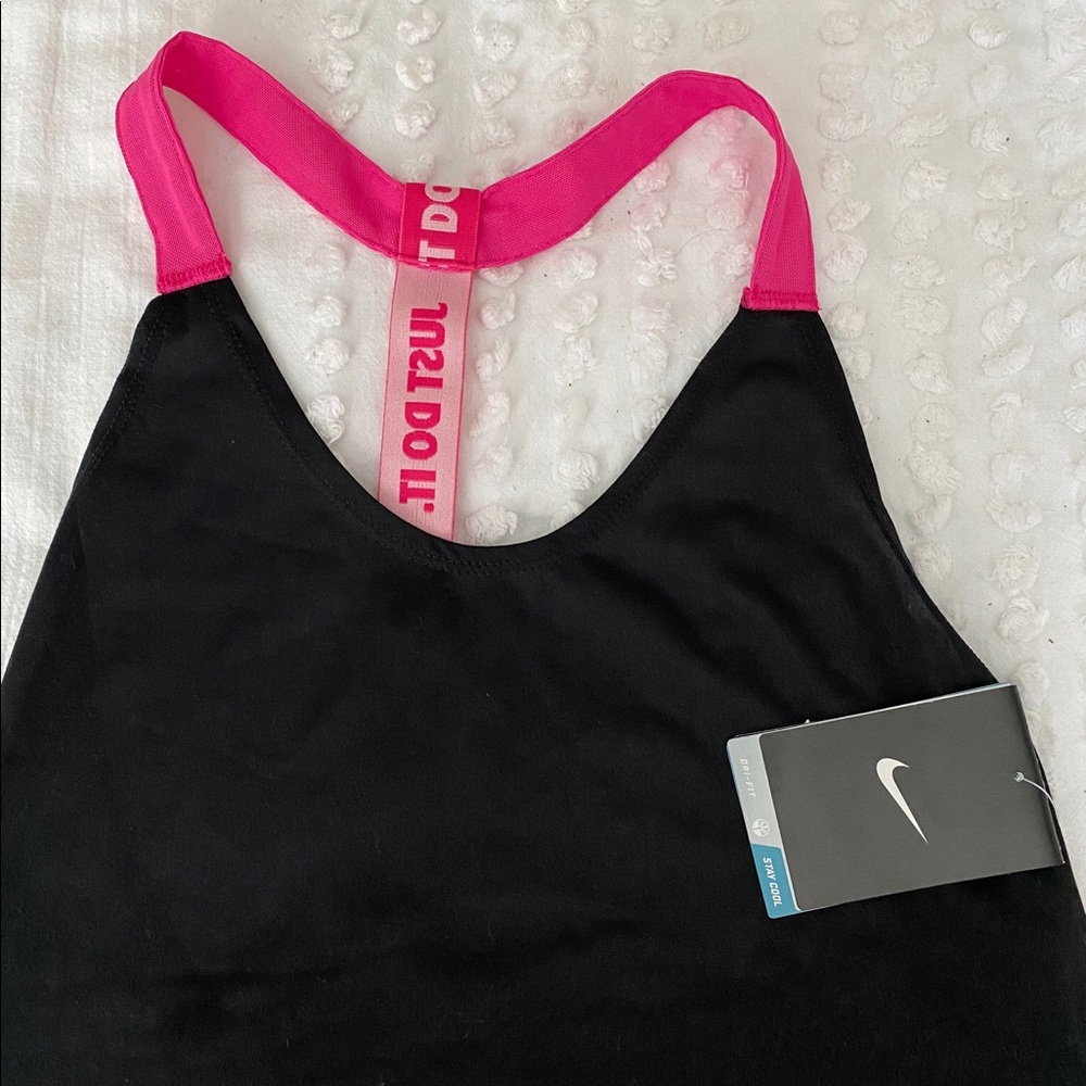 NWT NIKE Dri-fit stay cool tank top